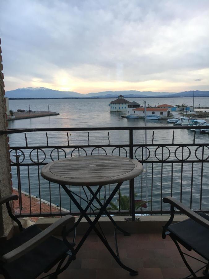 Appartement F3 Avec Jolie Vue 르발카레스 외부 사진