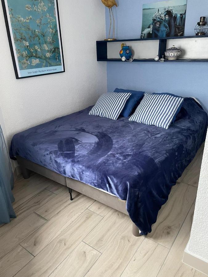 Appartement F3 Avec Jolie Vue 르발카레스 외부 사진