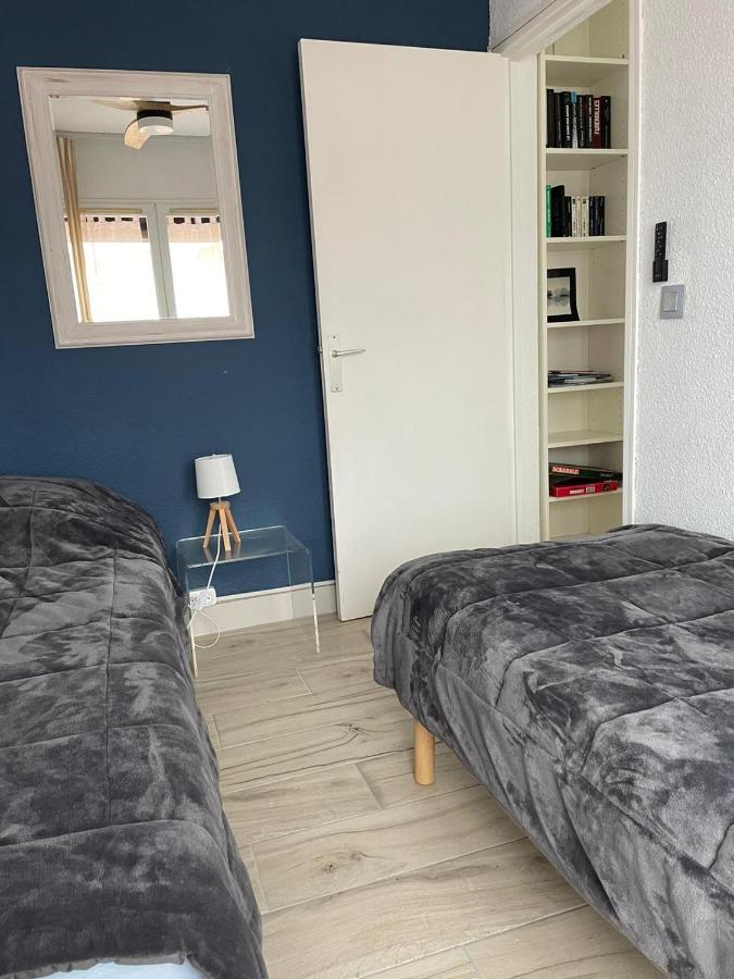 Appartement F3 Avec Jolie Vue 르발카레스 외부 사진